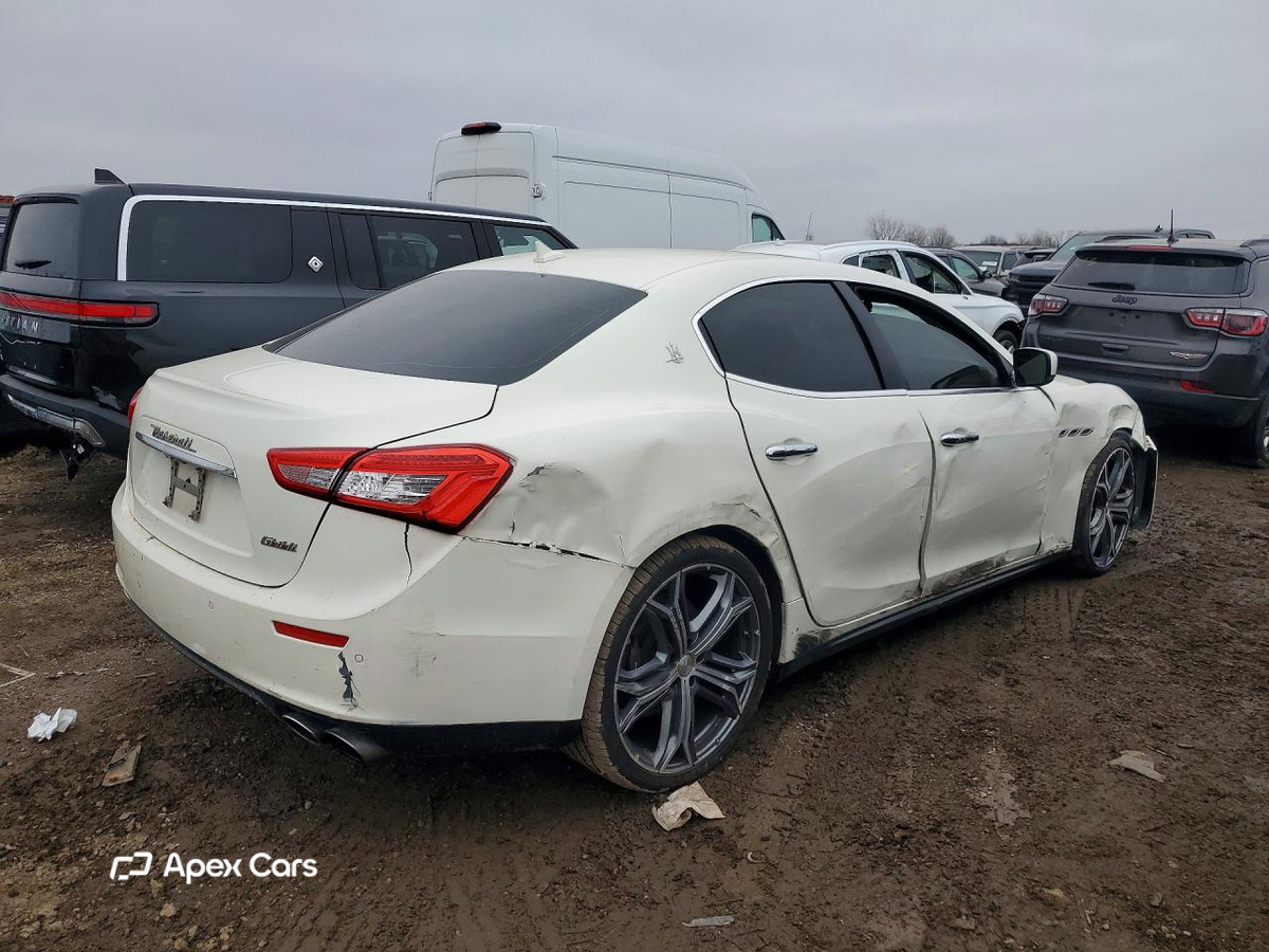 Maserati Ghibli 2015