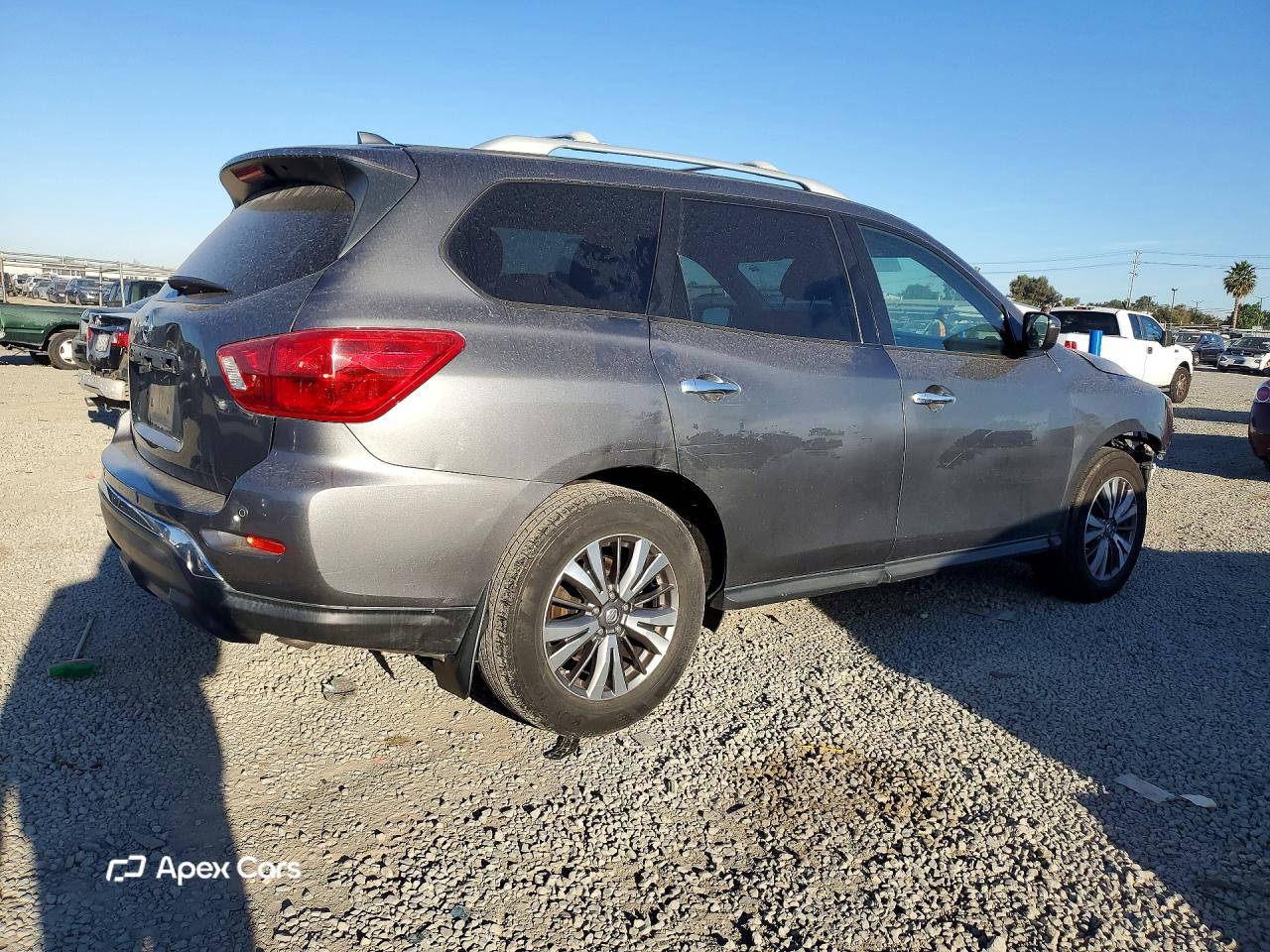 Nissan Pathfinder 2019