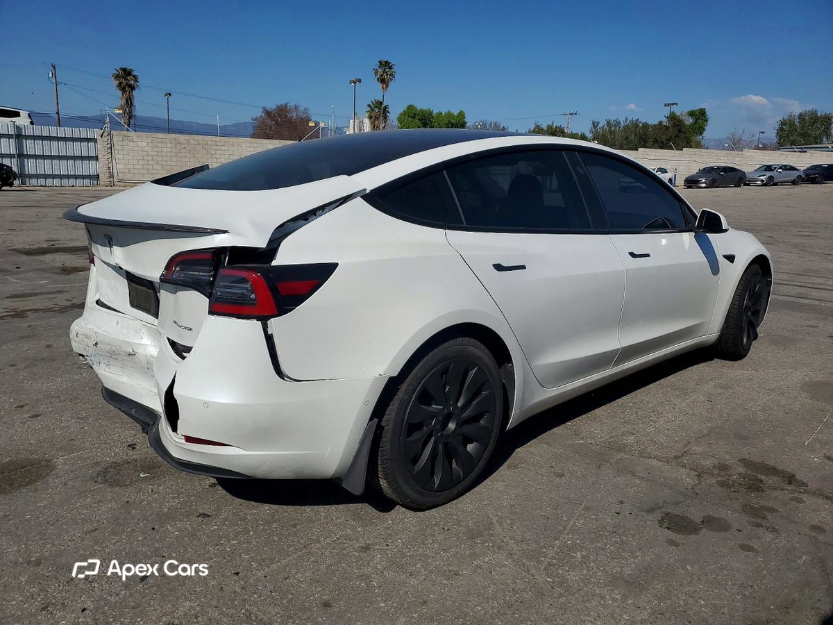 Tesla Model 3 2021
