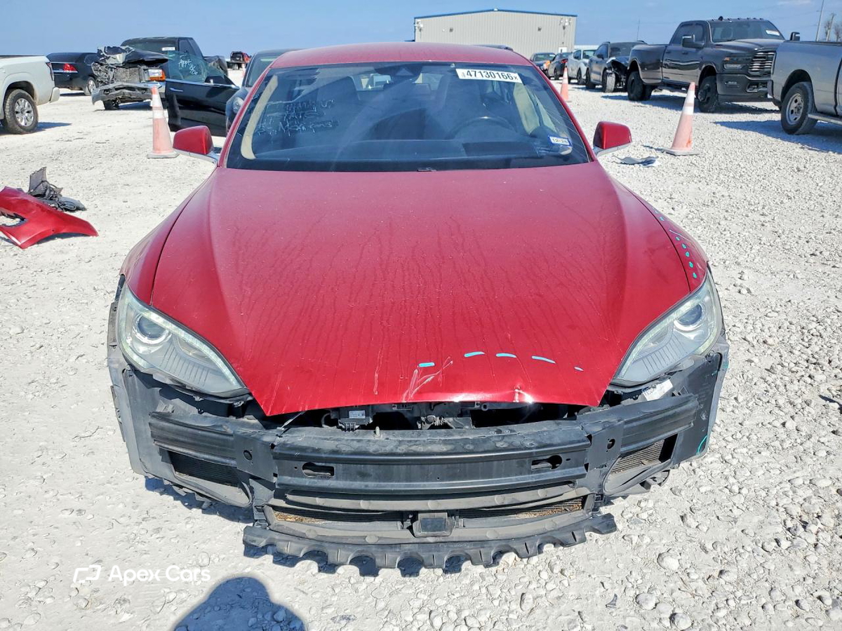Tesla Model S 2016