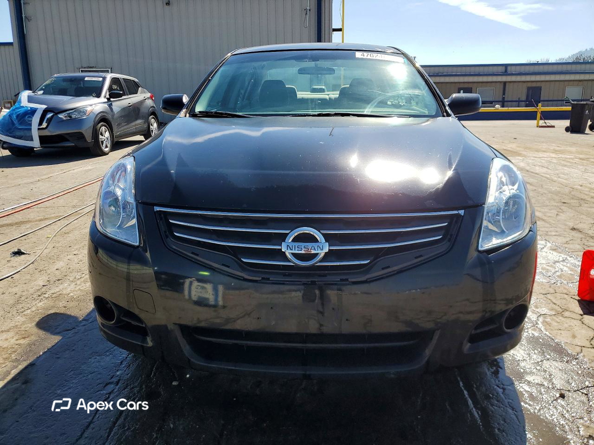 Nissan Altima 2010