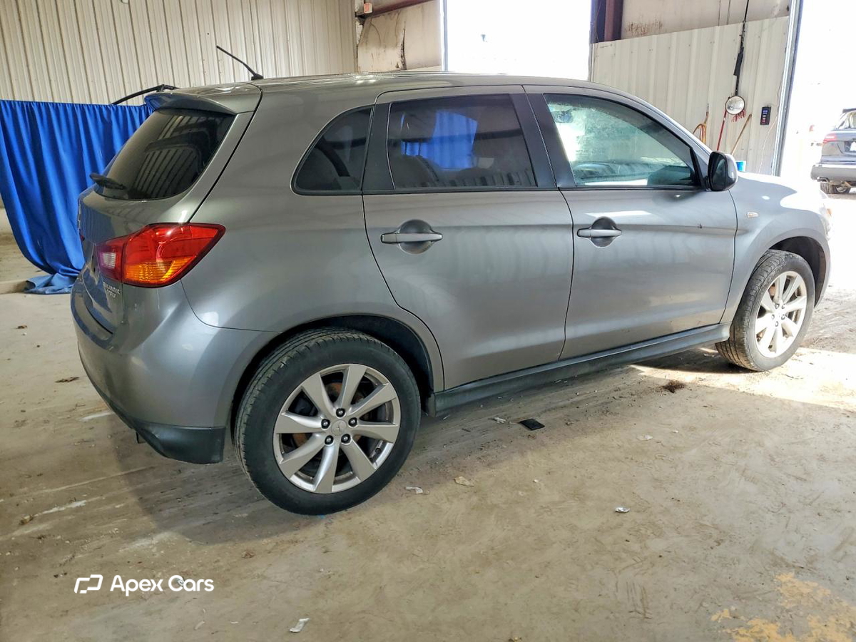 Mitsubishi Outlander 2013