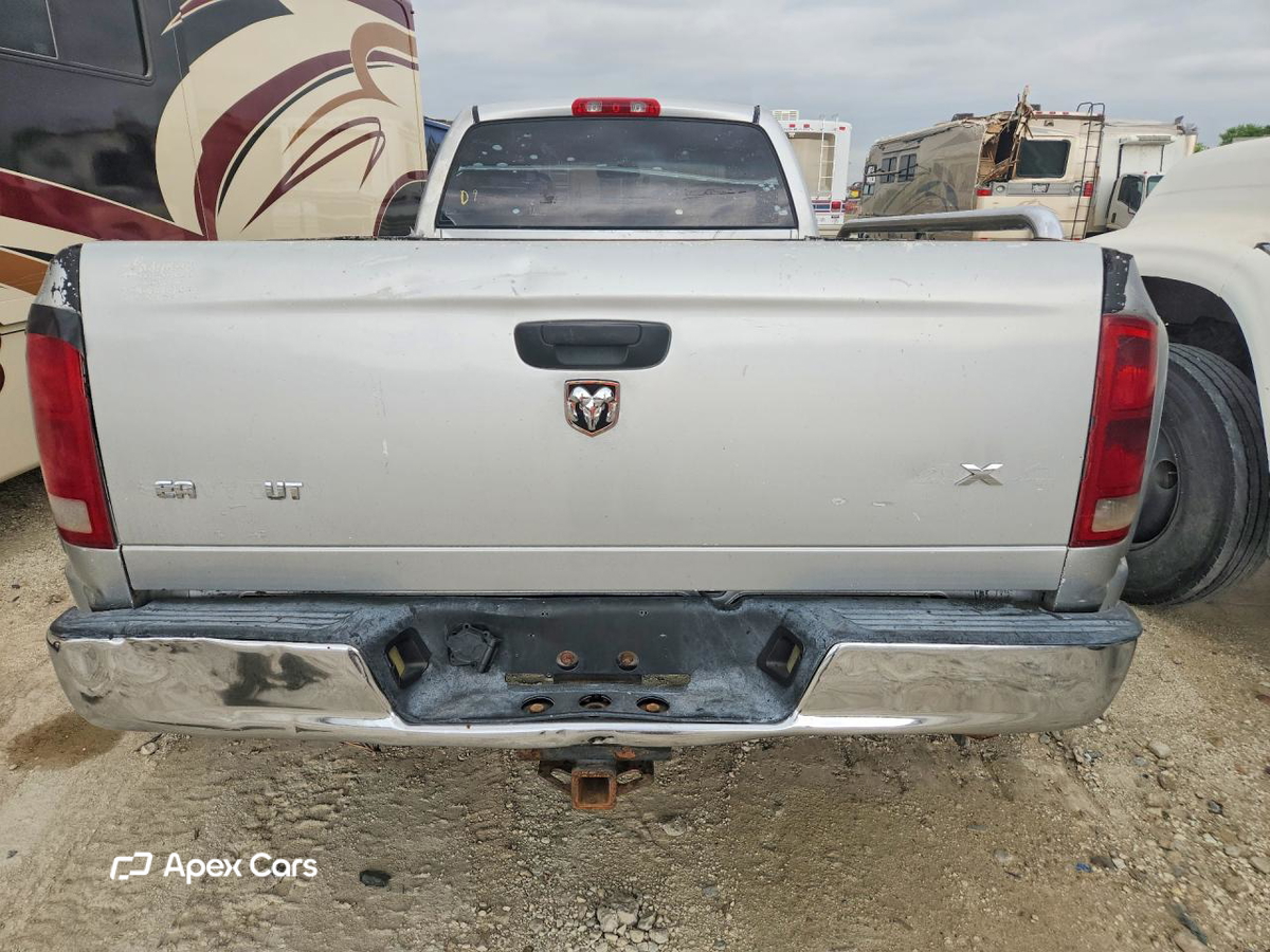 Dodge RAM 2004