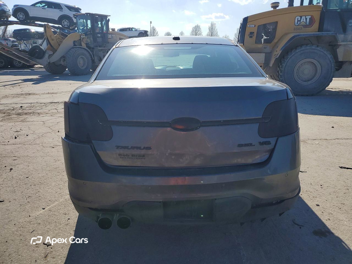 Ford Taurus 2012