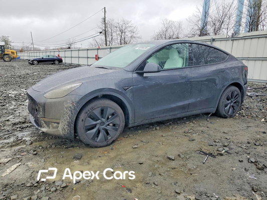 Tesla Model Y 2025 - Image 1 of 12