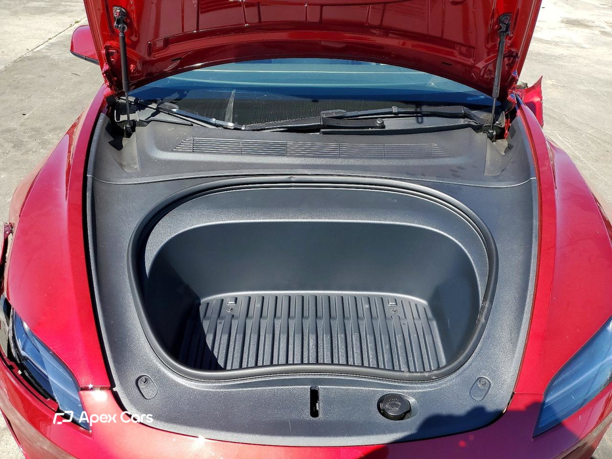 Tesla Model 3 2025