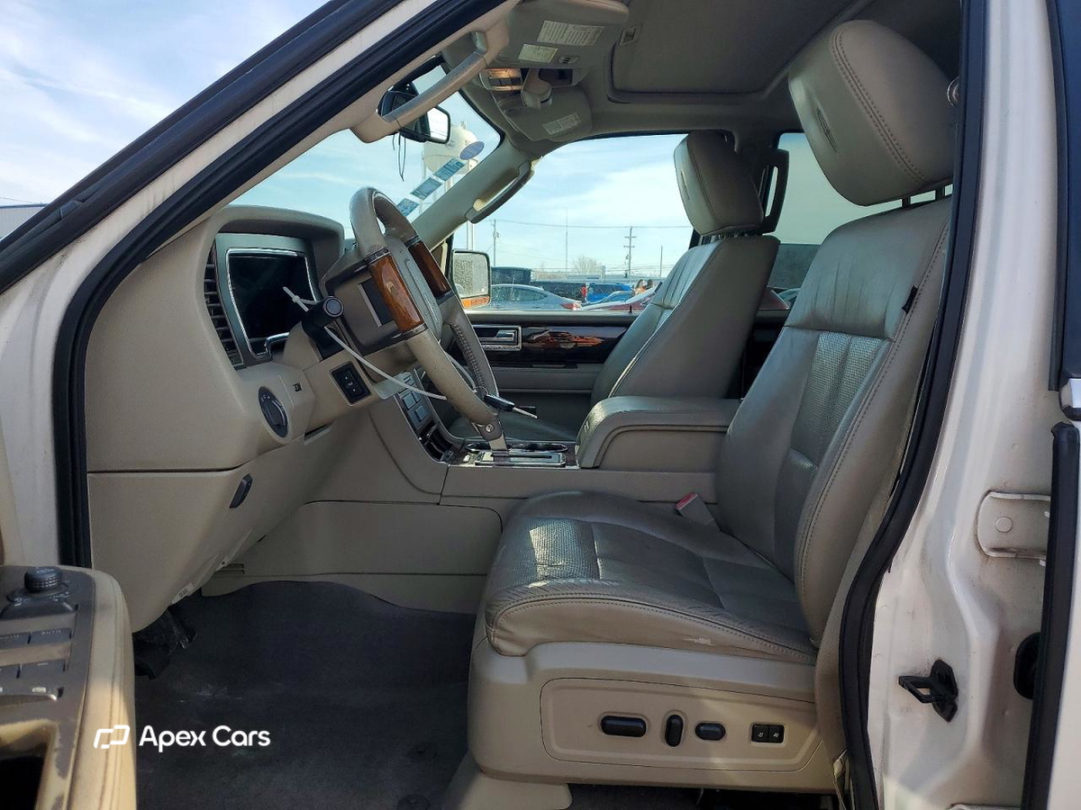 Lincoln Navigator 2011