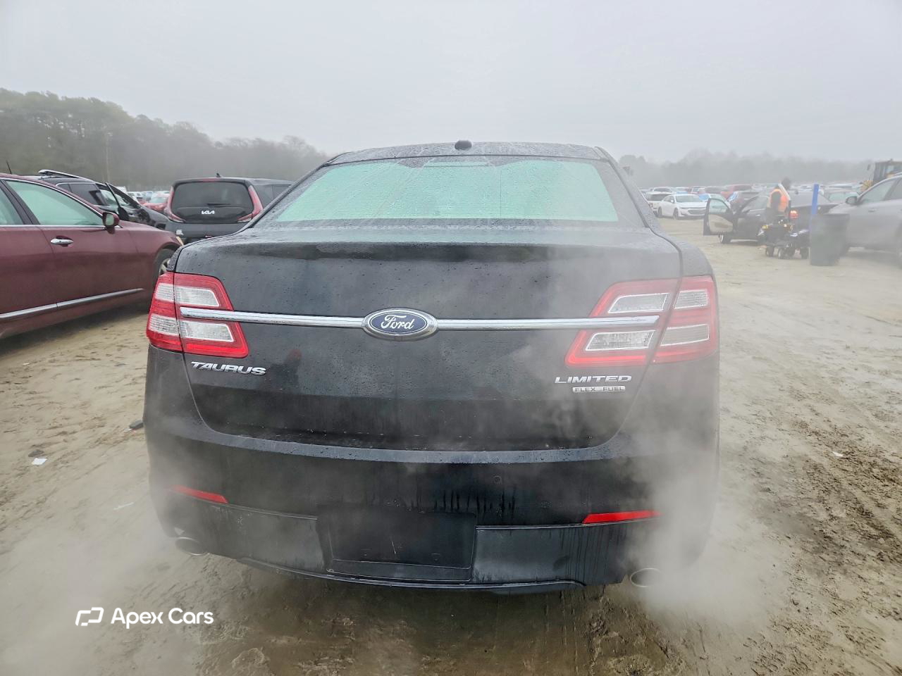 Ford Taurus 2017