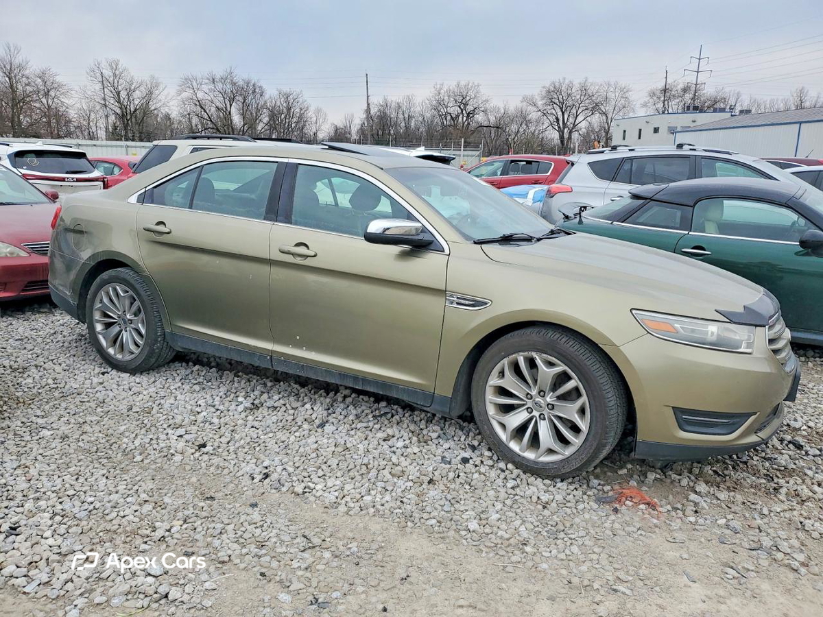 Ford Taurus 2013