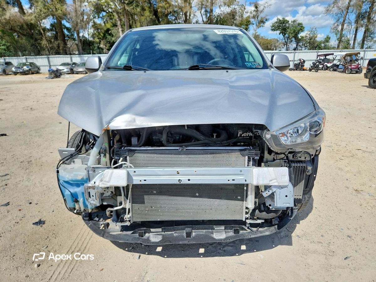 Mitsubishi Outlander 2015