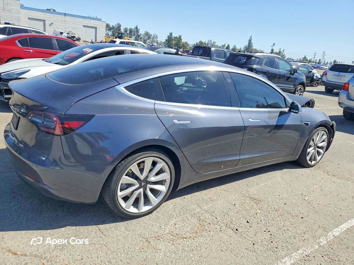 Tesla Model 3 2018
