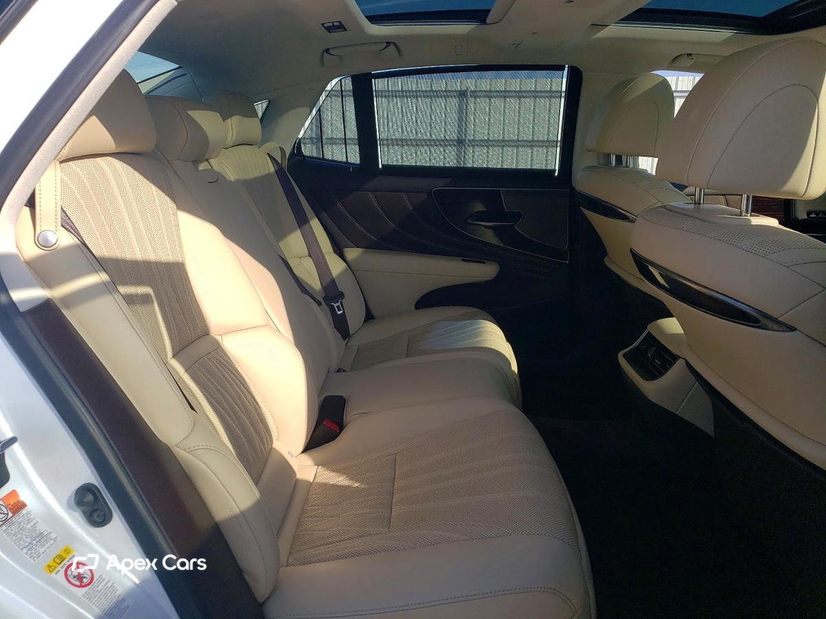 Lexus LS 2018