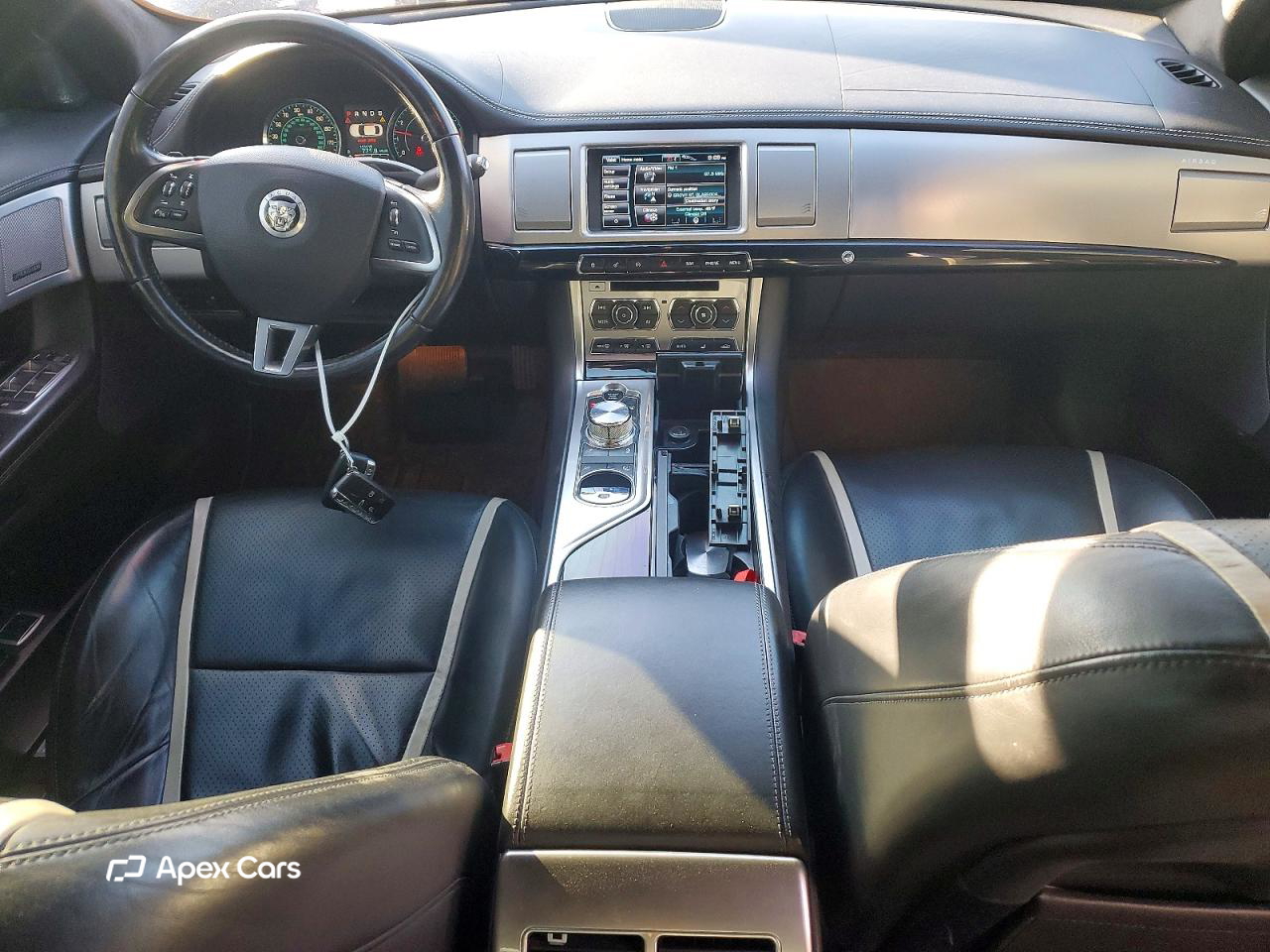 Jaguar XF 2013