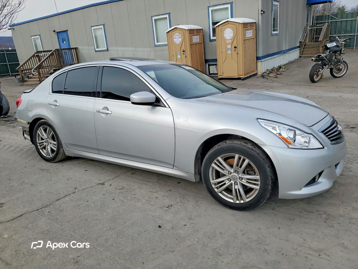 Infiniti G 2012