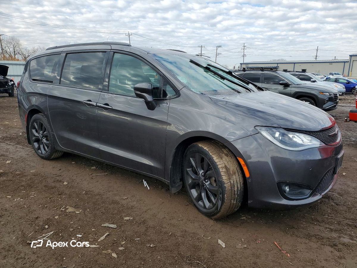 Chrysler Pacifica 2018