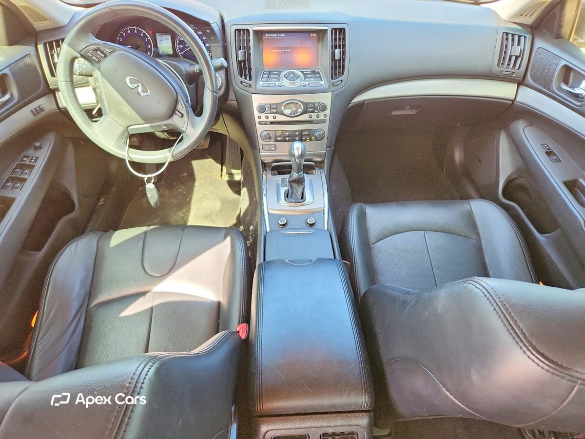 Infiniti G 2013