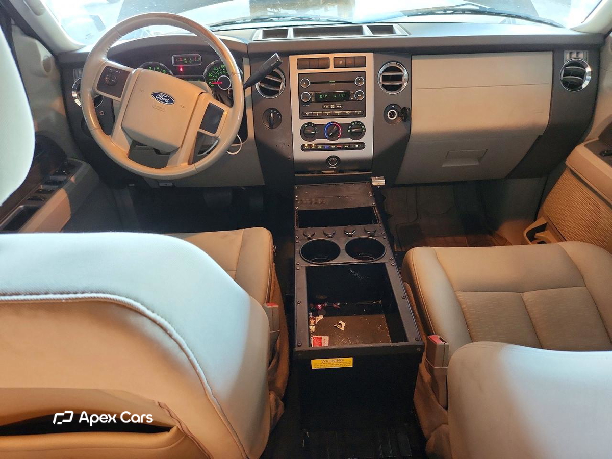 Ford Expedition 2012
