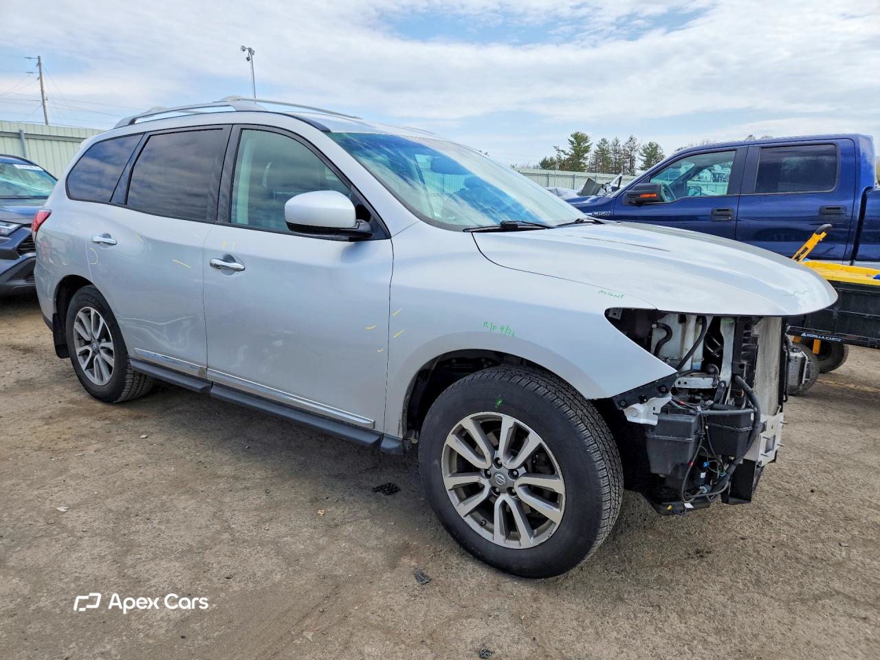 Nissan Pathfinder 2015