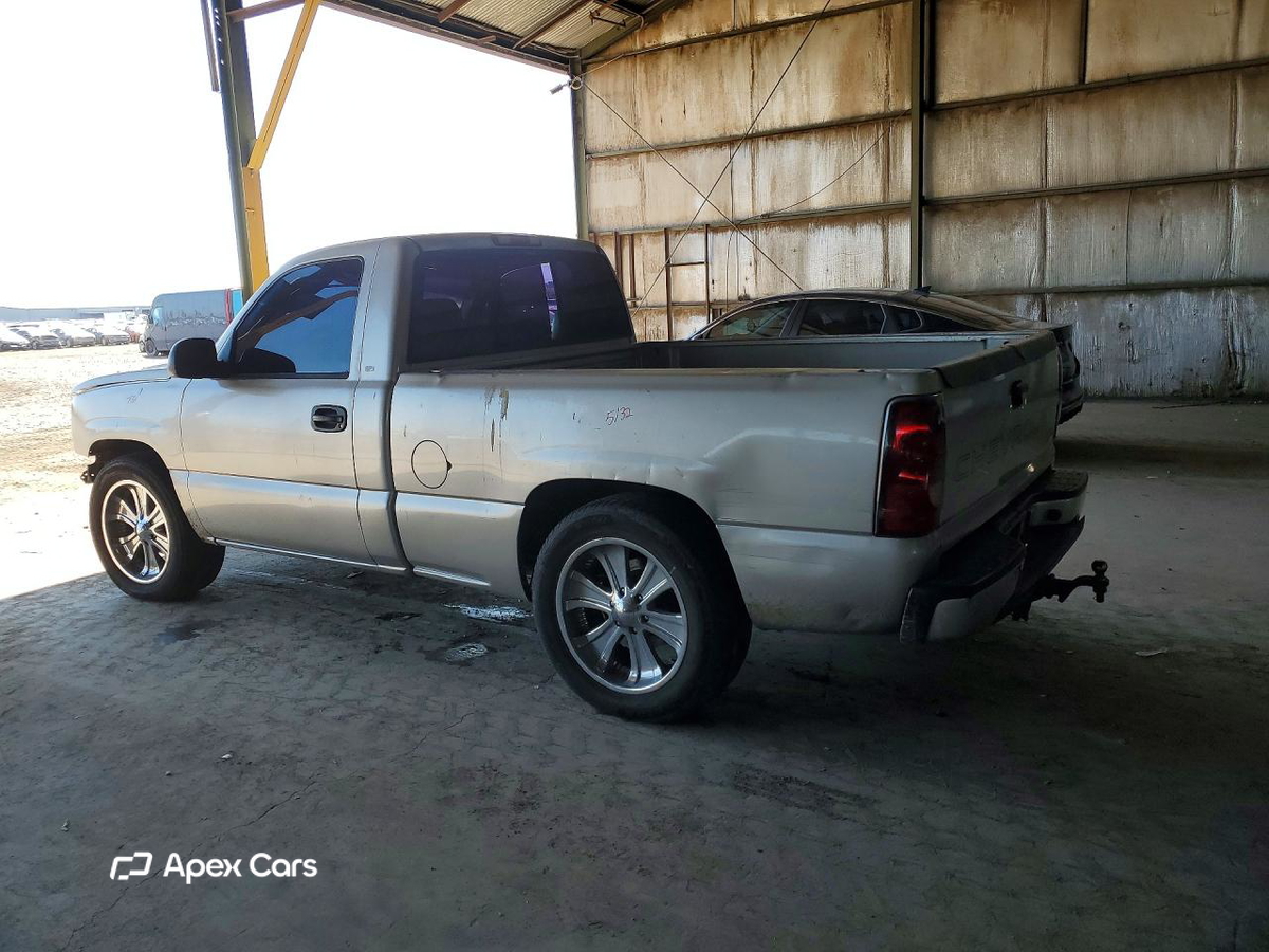 Chevrolet Silverado 2004