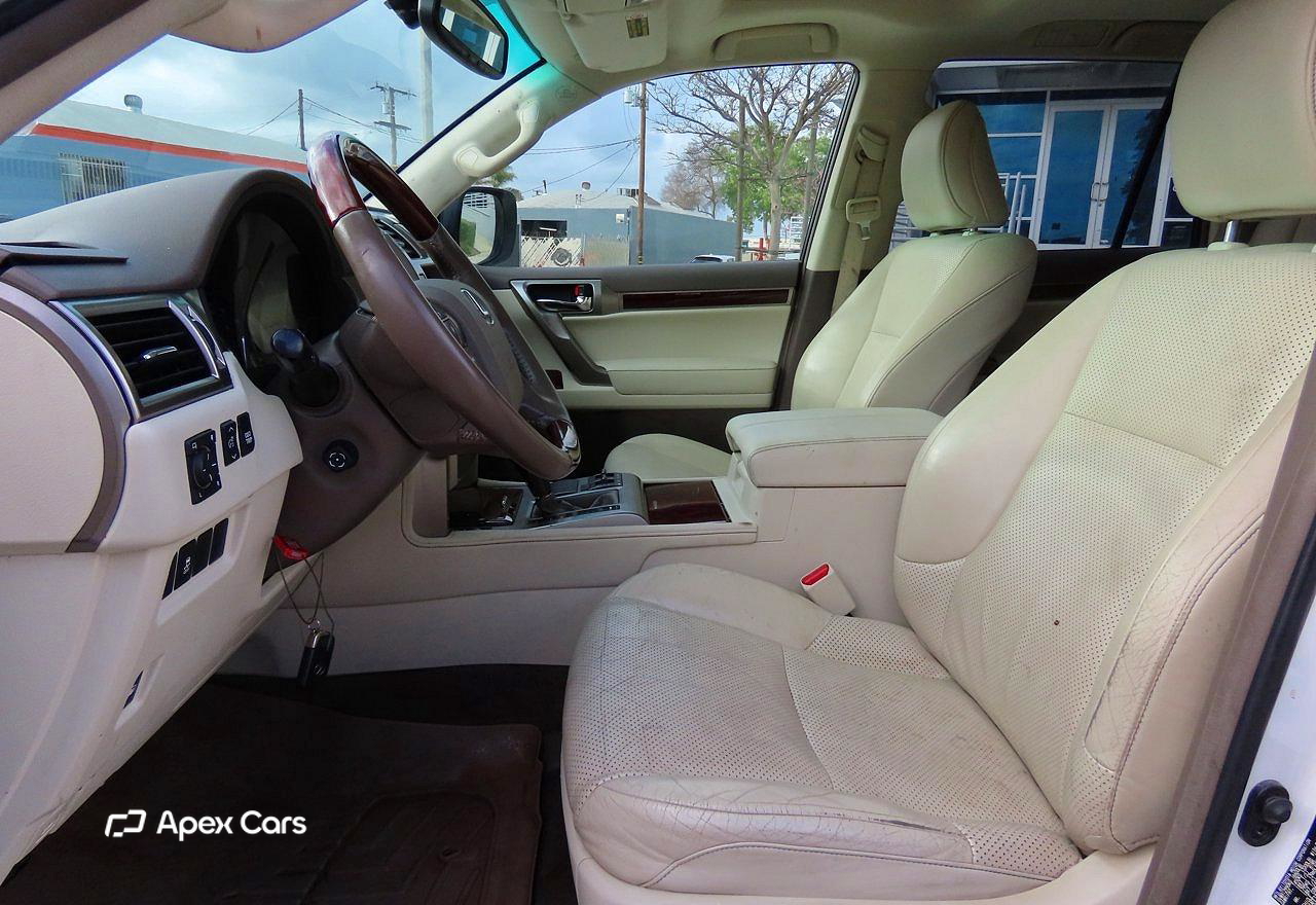 Lexus GX 2012