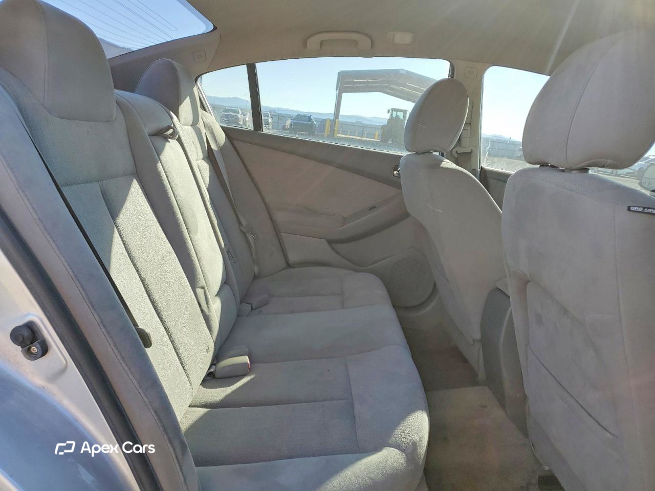Nissan Altima 2011