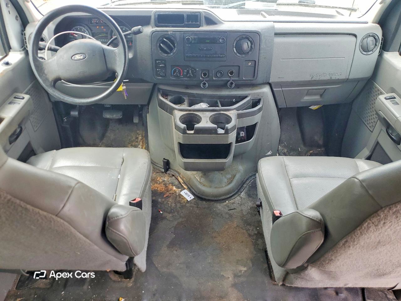 Ford Econoline 2013