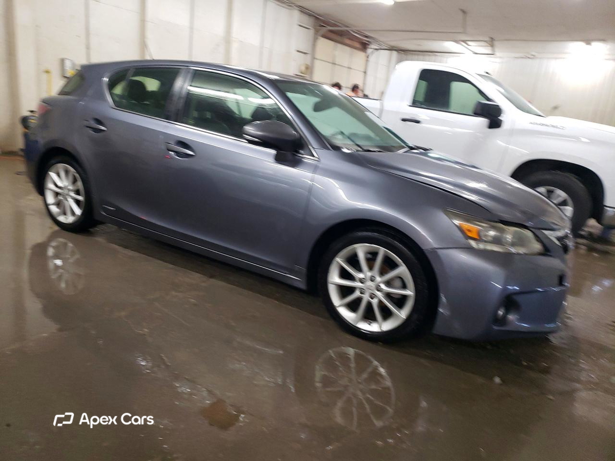 Lexus CT 2013