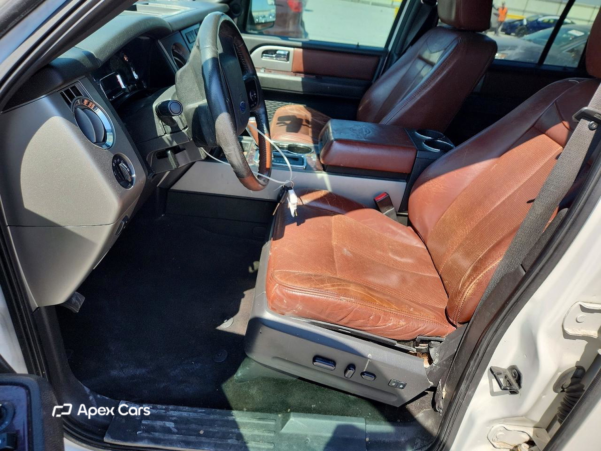 Ford Expedition 2014