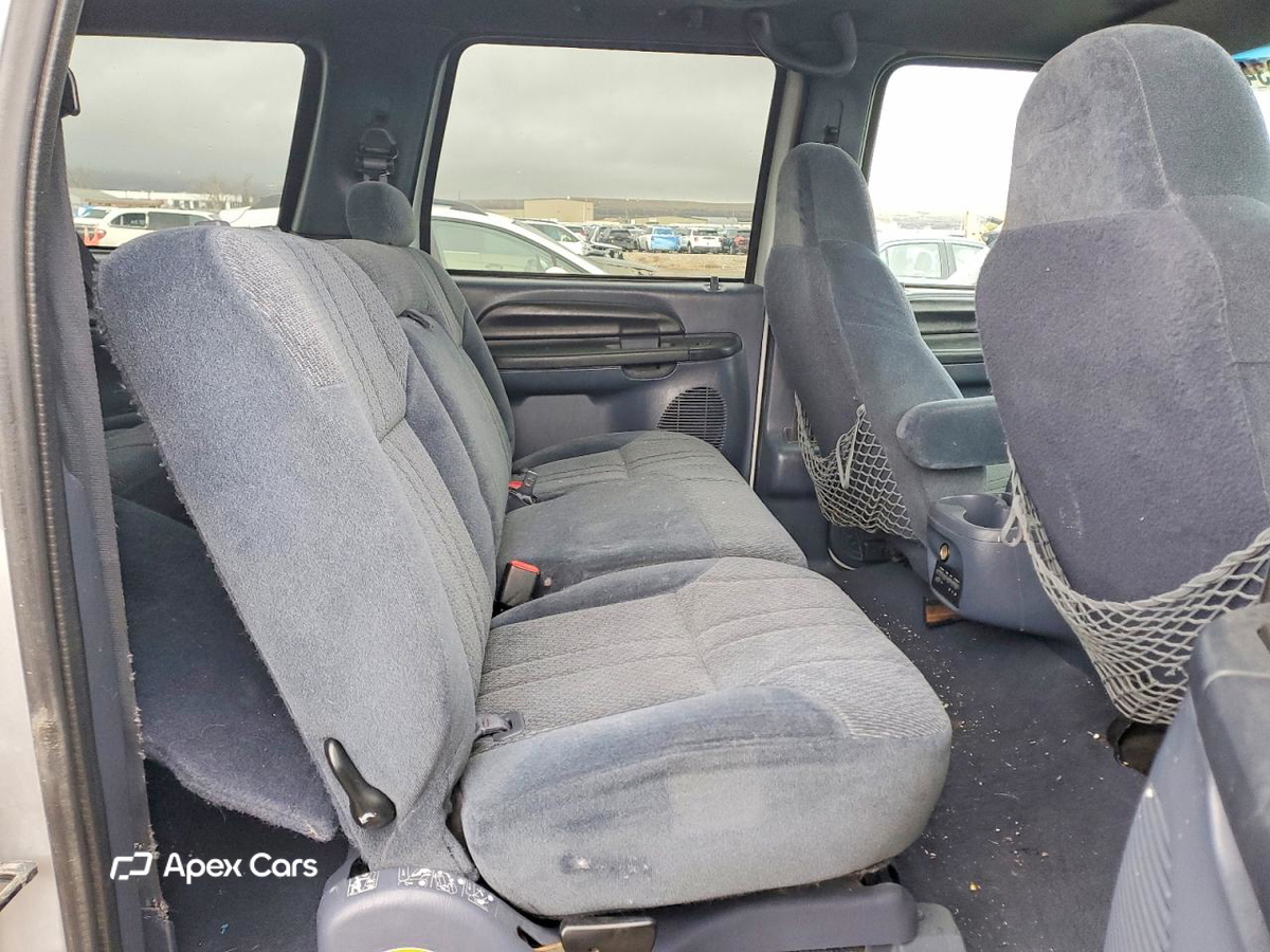 Ford Excursion 2000