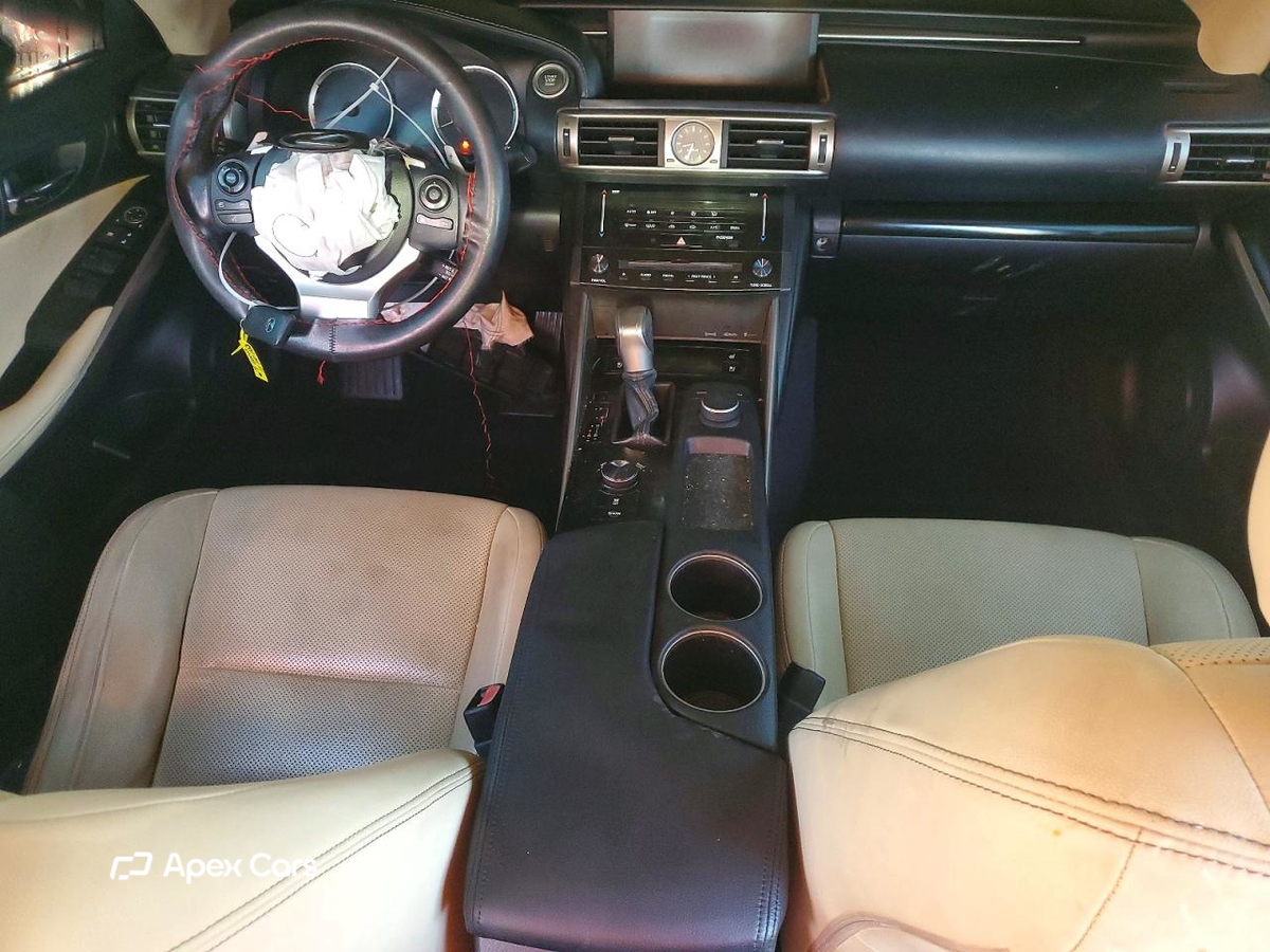 Lexus IS 2014