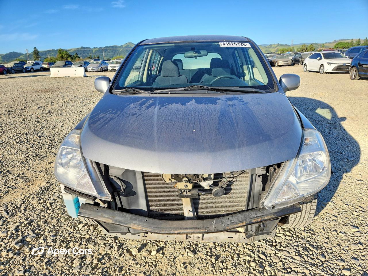 Nissan Versa 2012