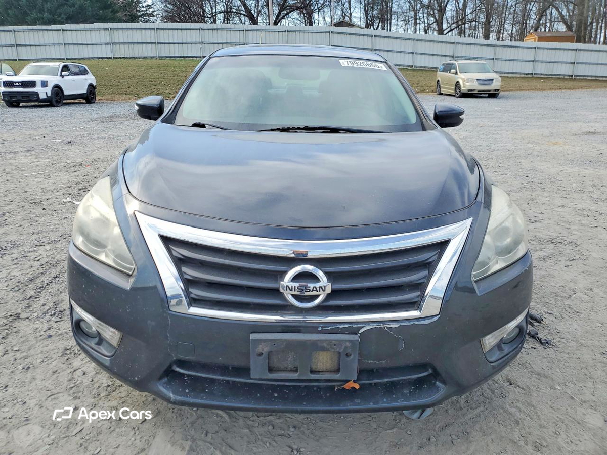Nissan Altima 2015