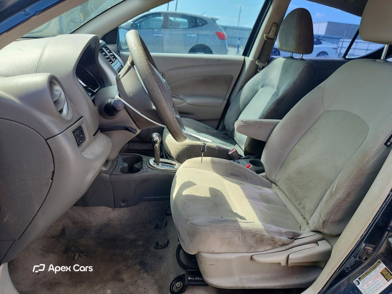 Nissan Versa 2016
