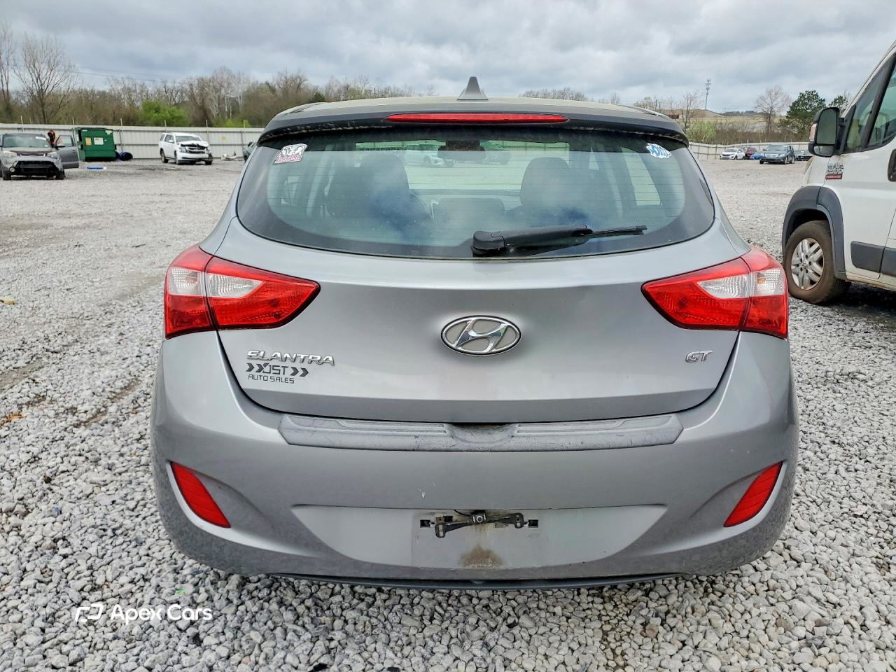 Hyundai Elantra 2013