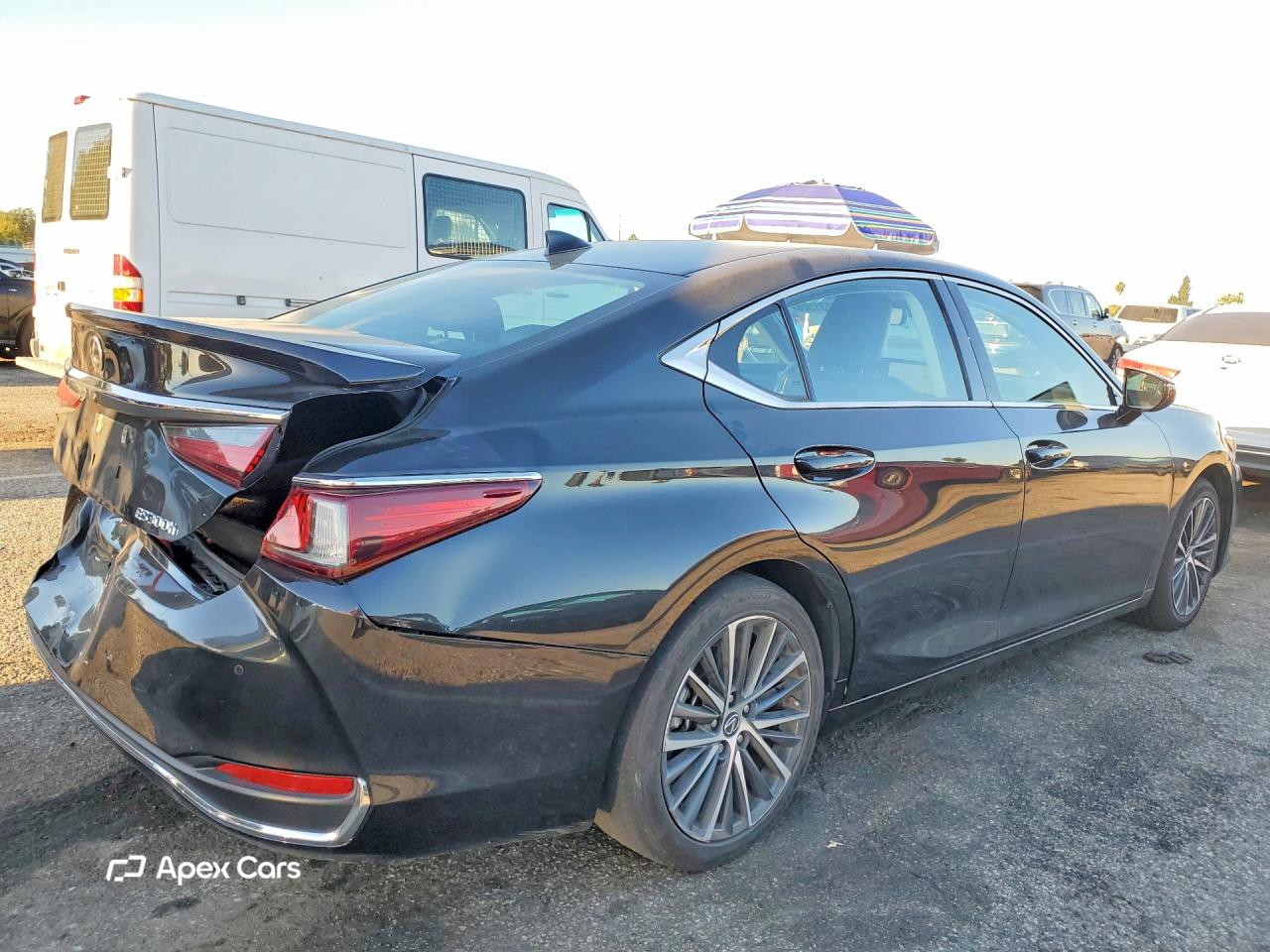 Lexus ES 2024