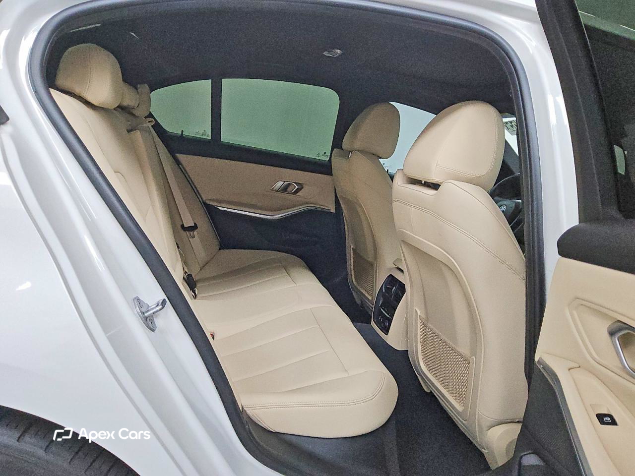 BMW Series 3 2020