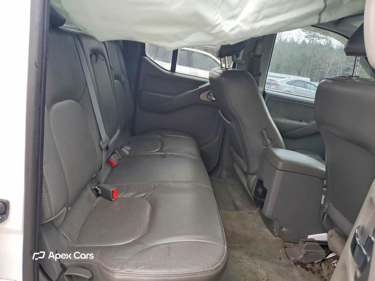 Nissan Navara (Frontier) 2012