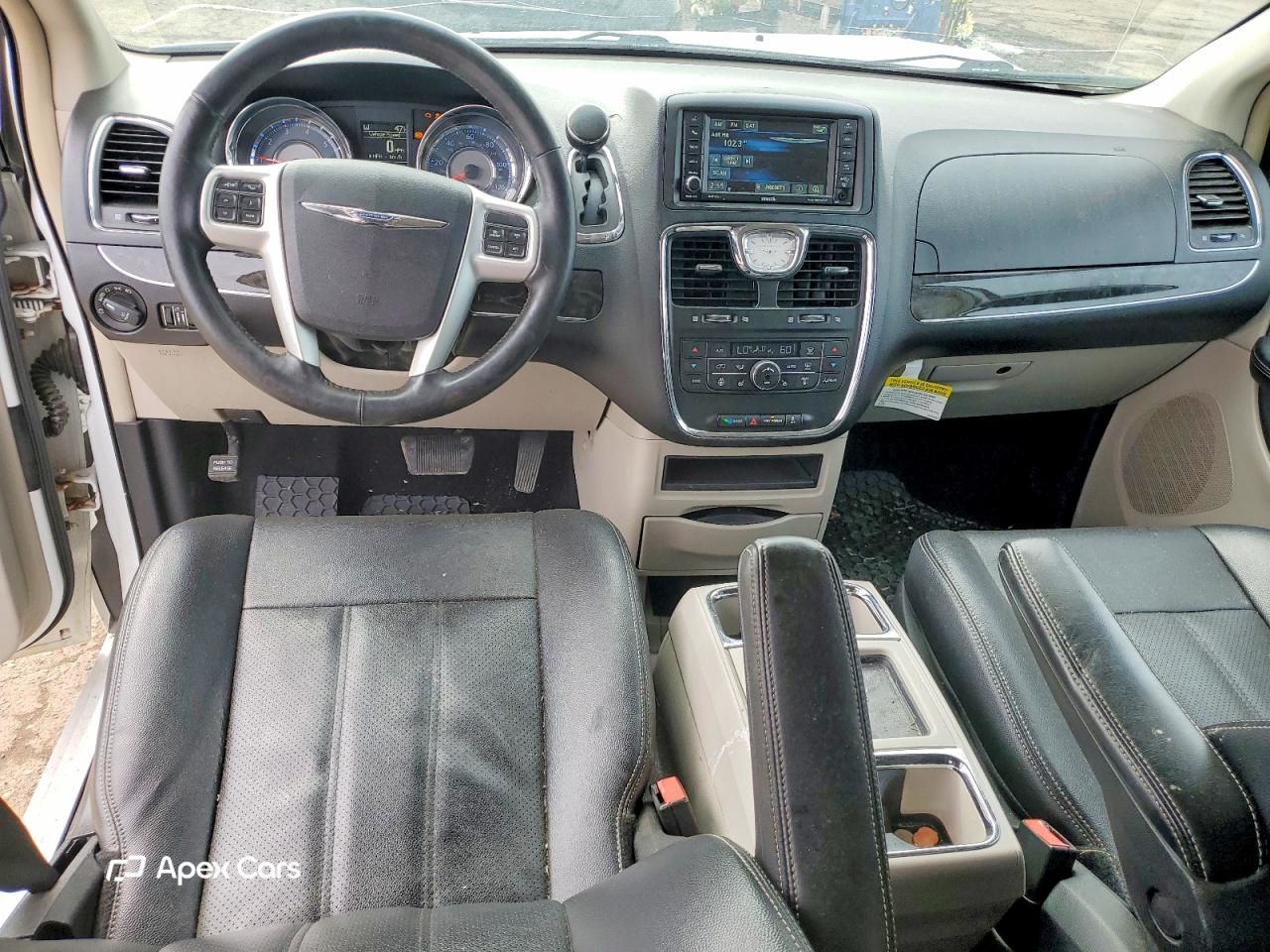 Chrysler Voyager 2016