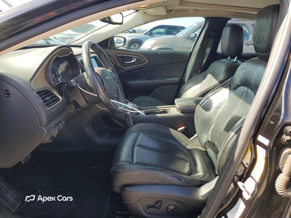 Chrysler 200 2015