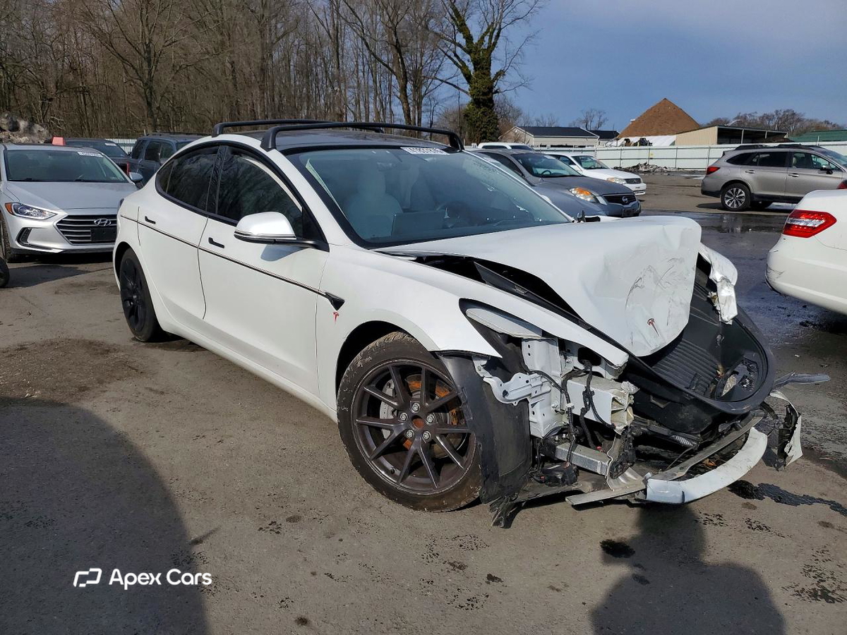 Tesla Model 3 2021