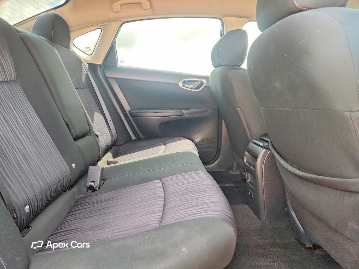 Nissan Sentra 2019