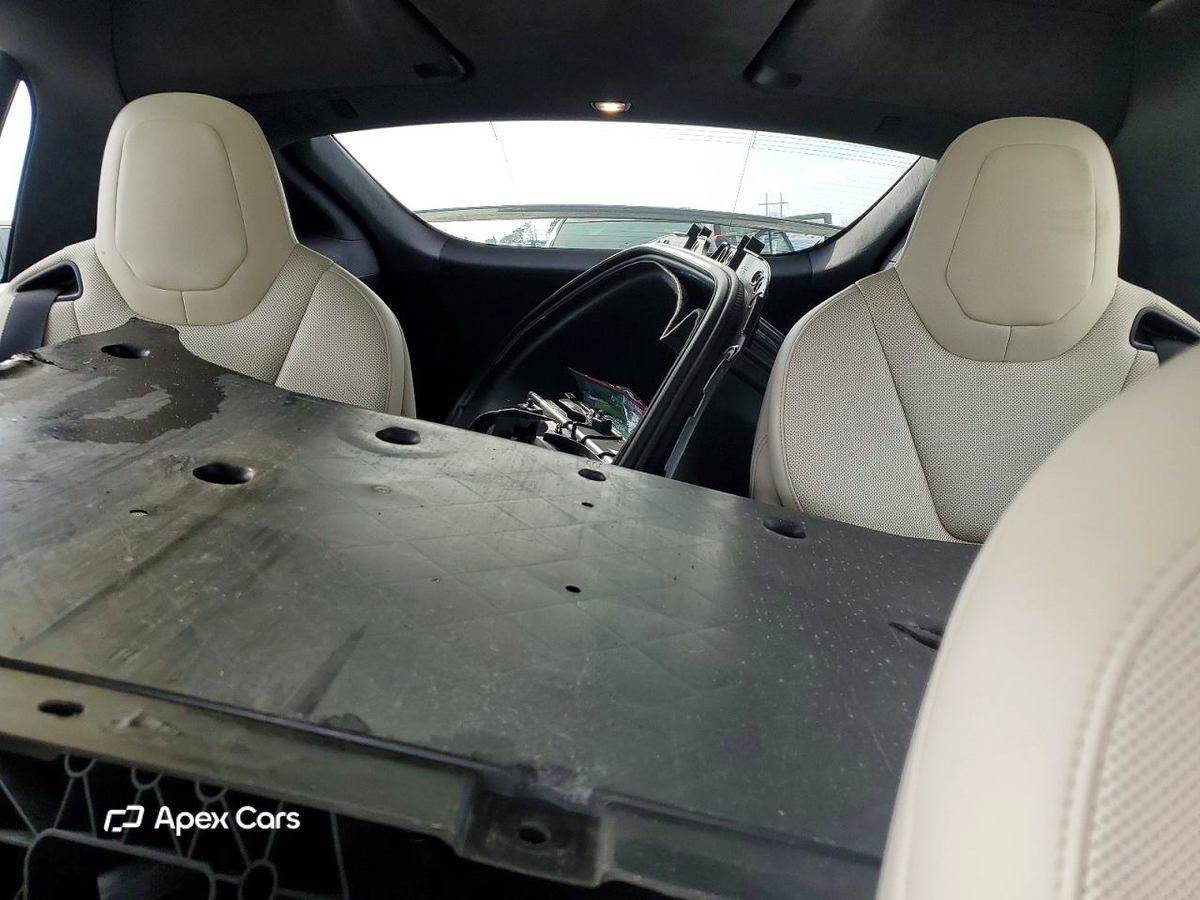 Tesla Model X 2025