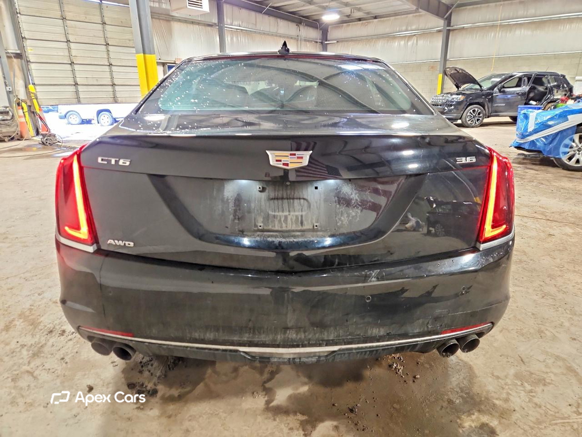 Cadillac CT6 2017