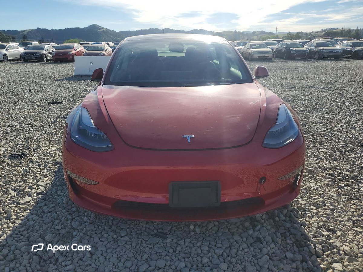 Tesla Model 3 2022