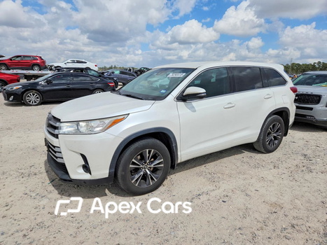 Toyota Highlander 2018 - Image 1 of 13