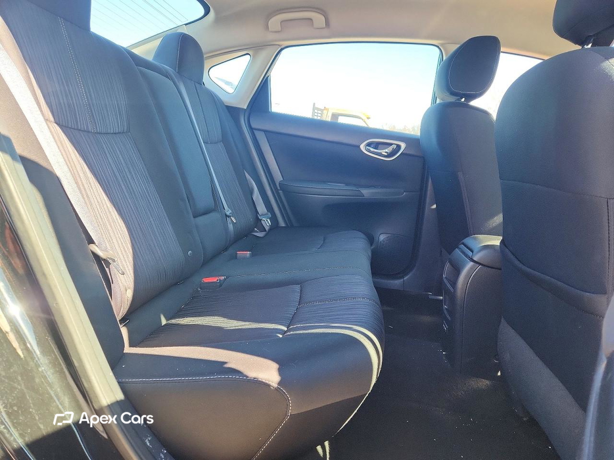 Nissan Sentra 2018