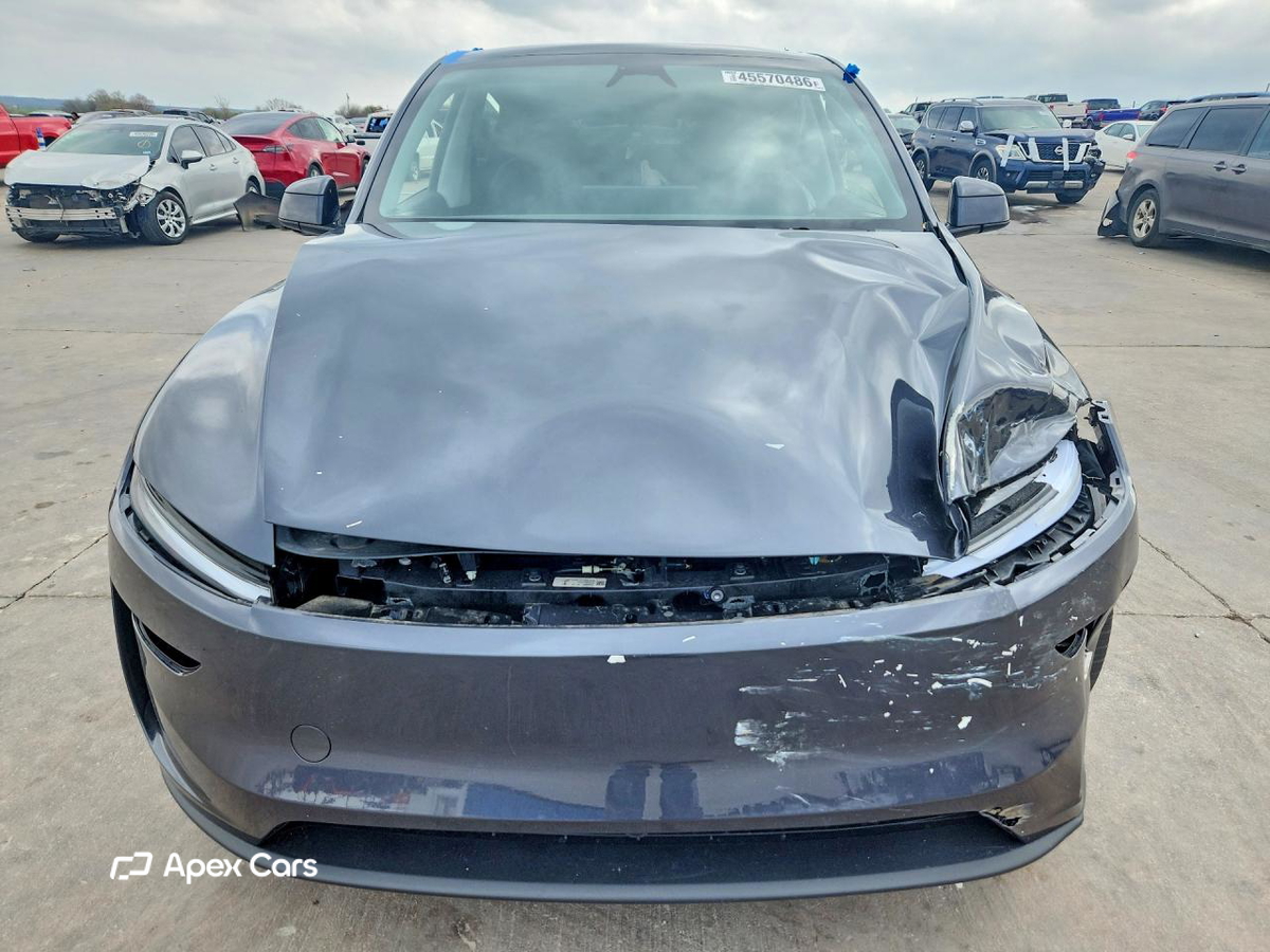 Tesla Model Y 2026