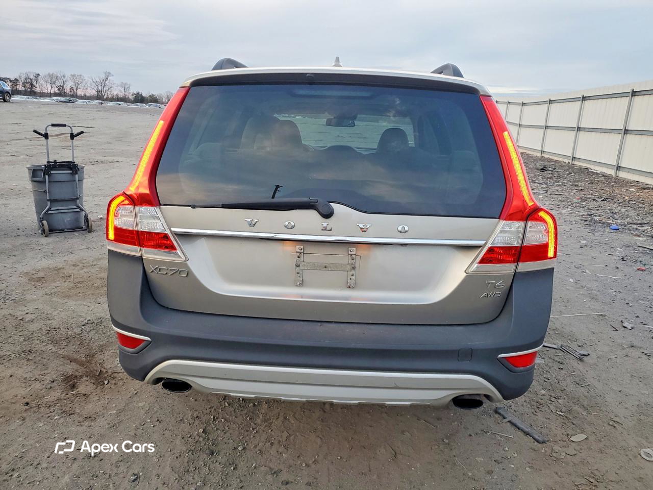 Volvo XC70 2015