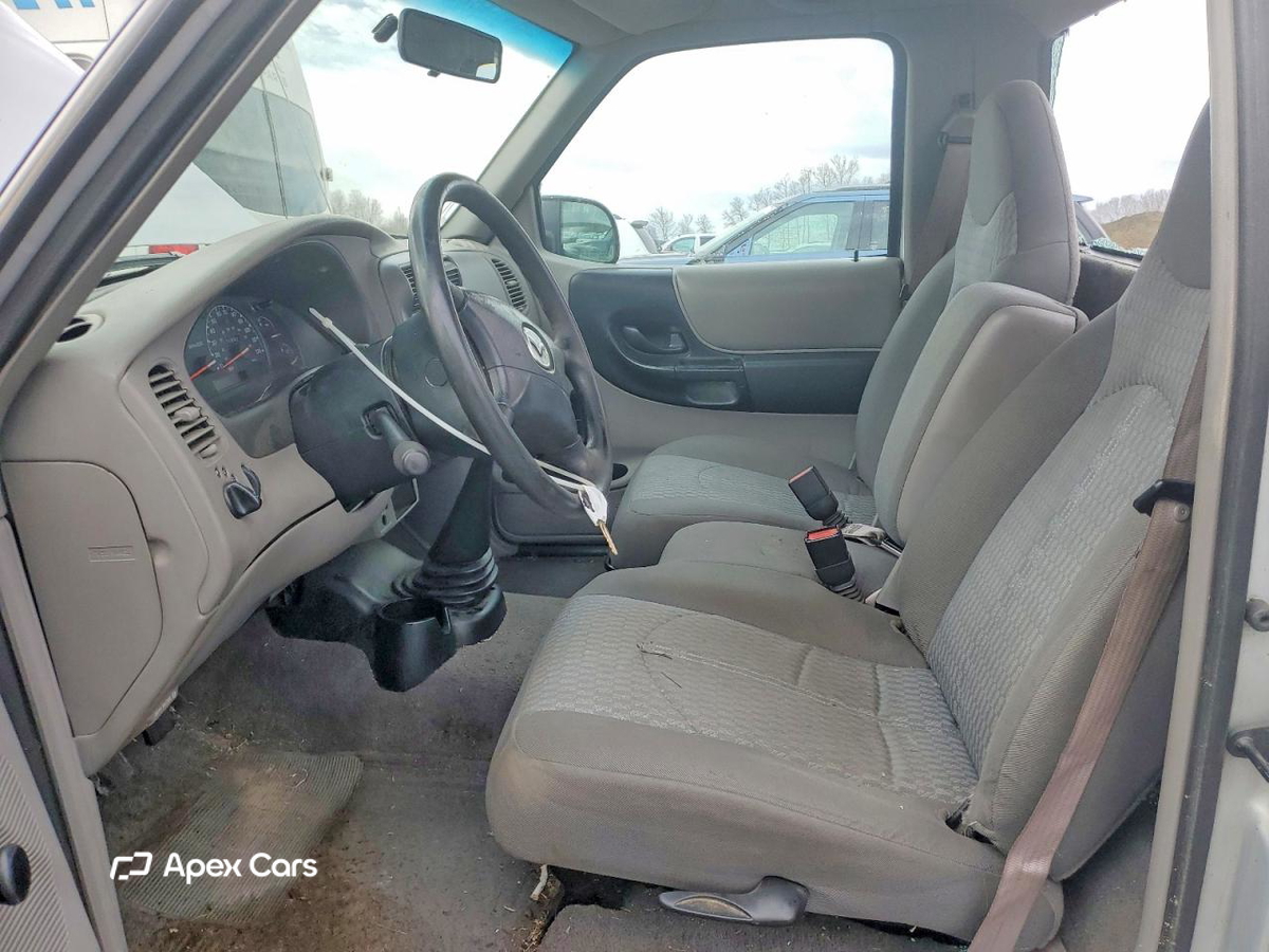 Mazda  2001