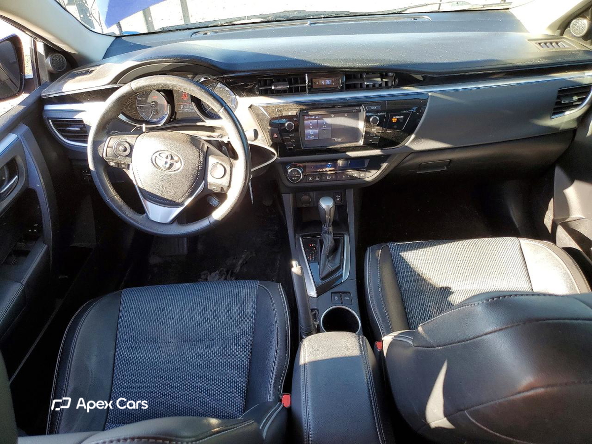 Toyota Corolla 2015